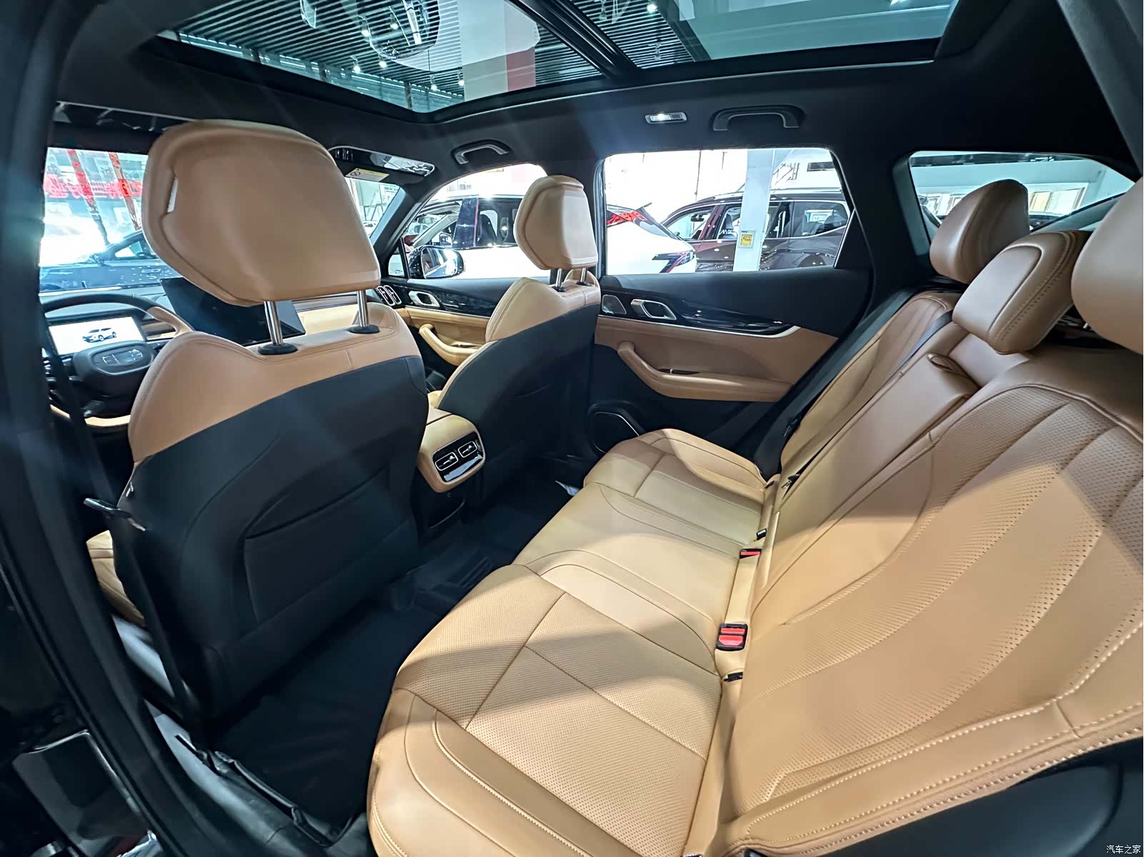 Geely Boyue, 2026 10