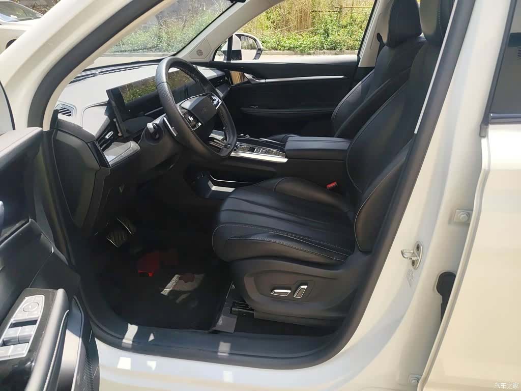 Roewe RX5, 2023 15