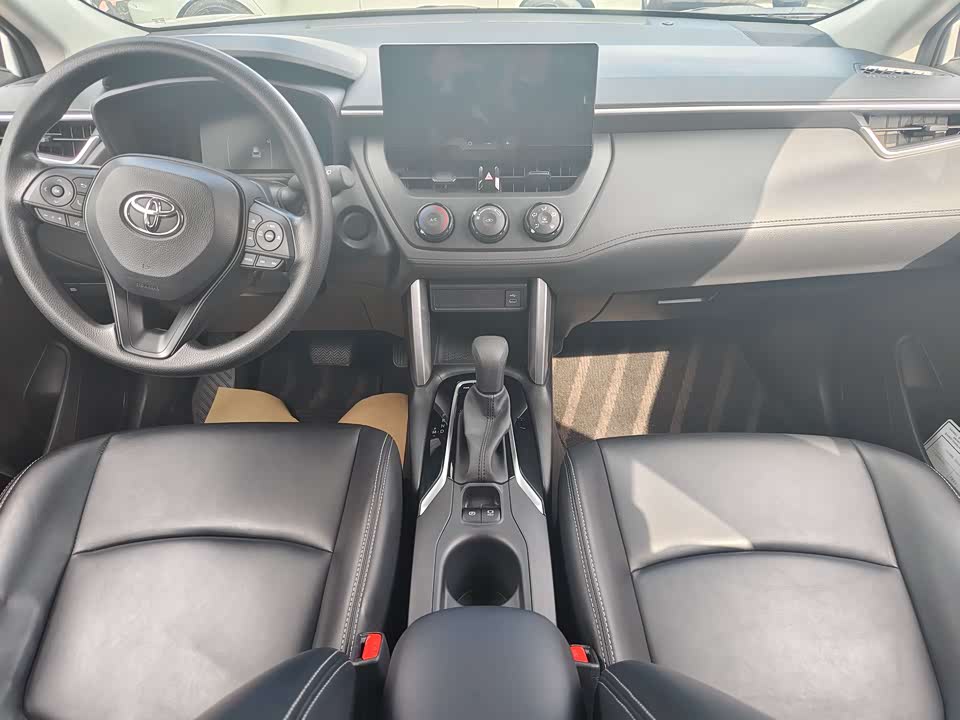 Toyota Corolla Sharp amplifier