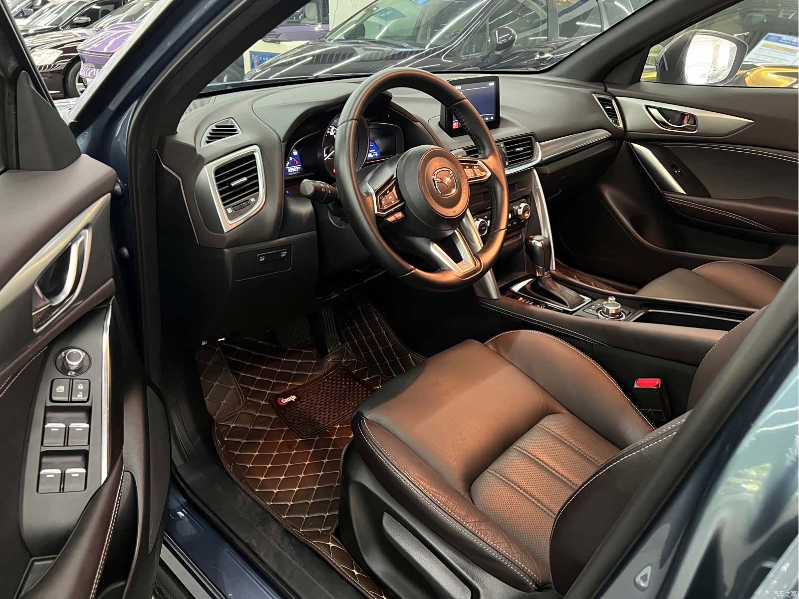 Mazda CX-4, 2019 4