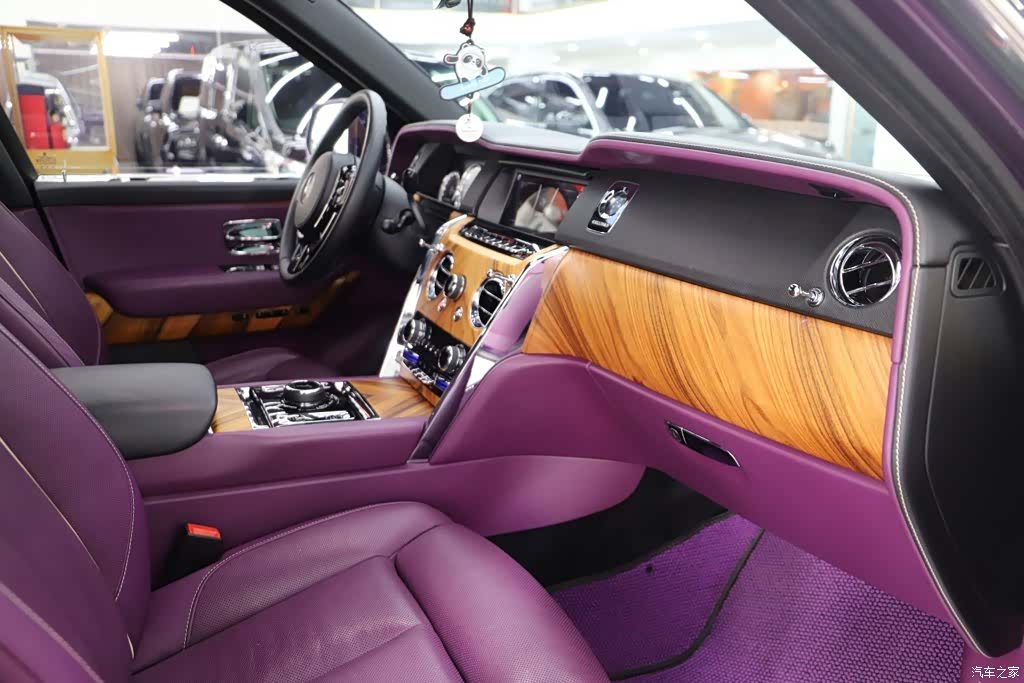 Rolls-Royce Cullinan, 2020 22
