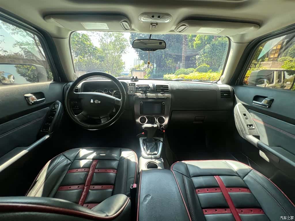 Hummer H3, 2009 6