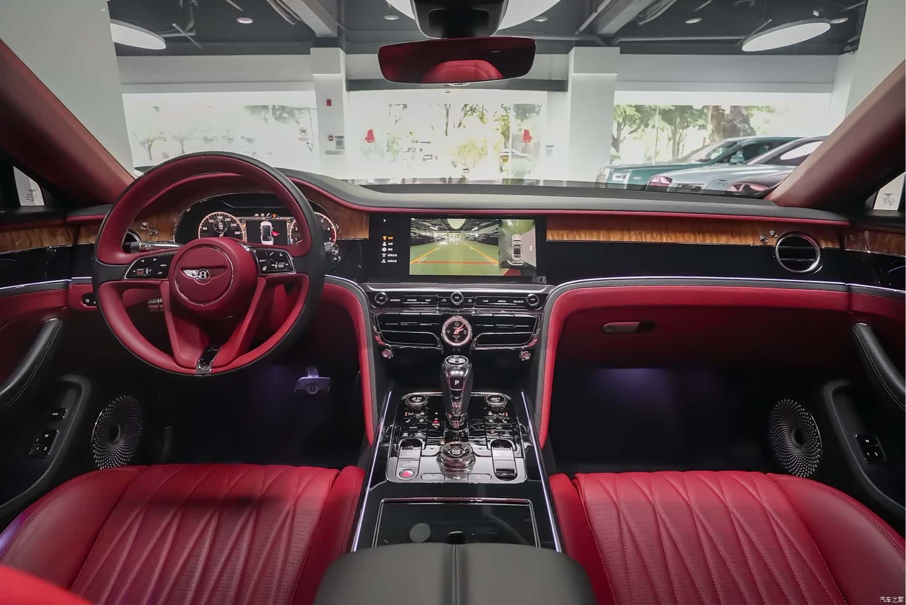 Bentley Flying Spur, 2021 11