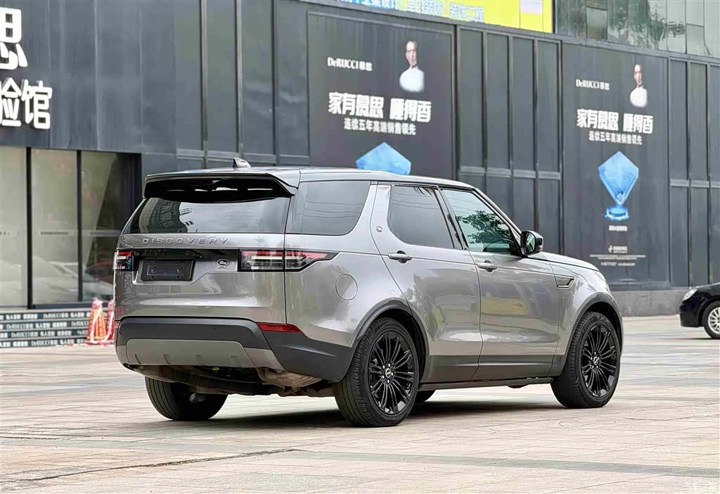 Land Rover Discovery, 2017 3