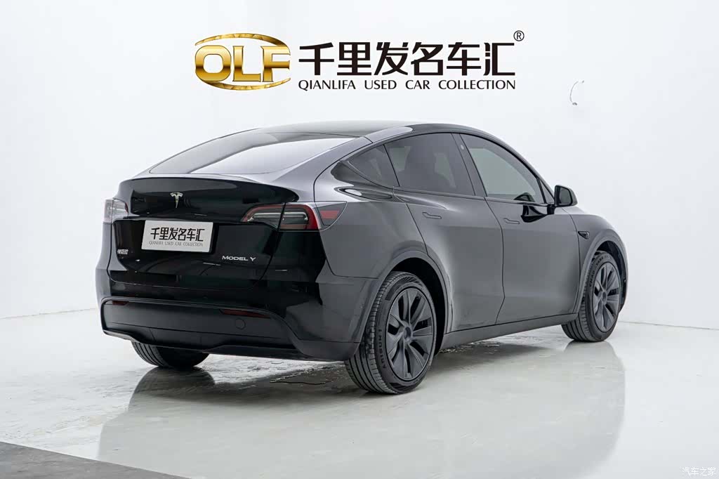 Tesla Model Y, 2024 6