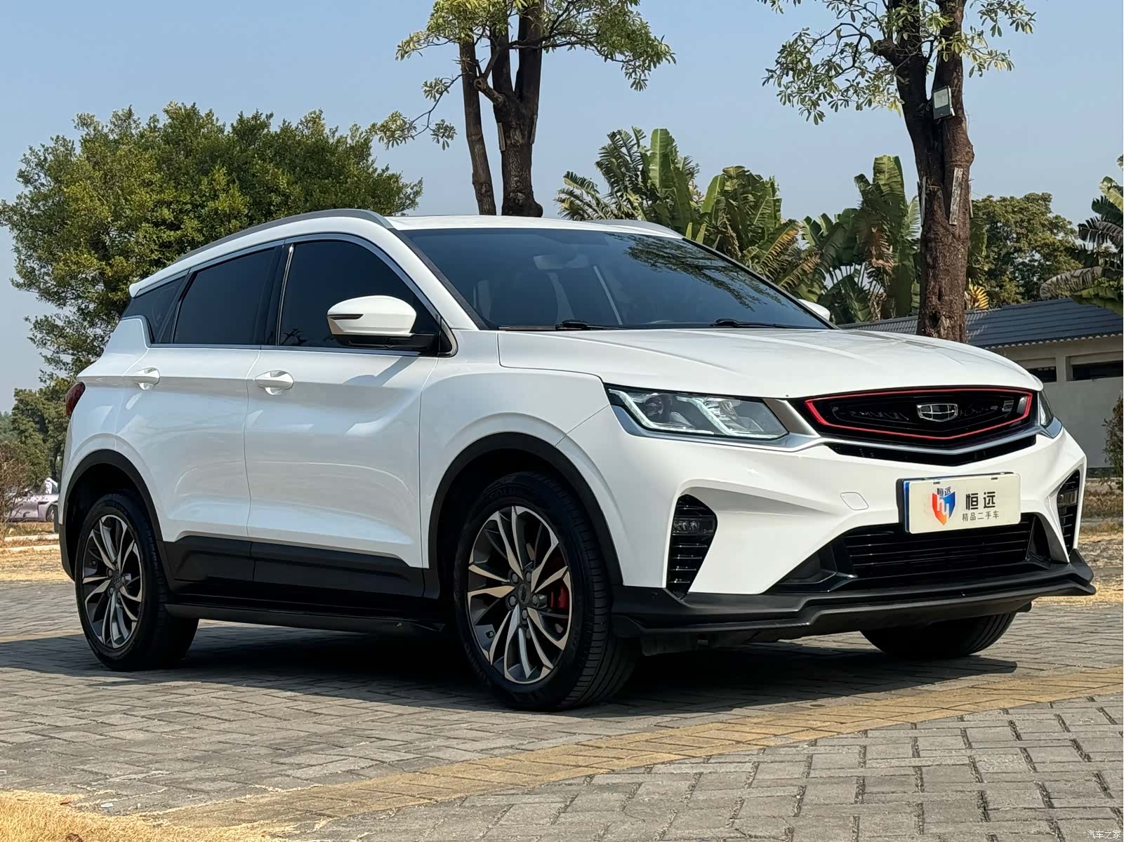 Geely Coolray, 2020 3
