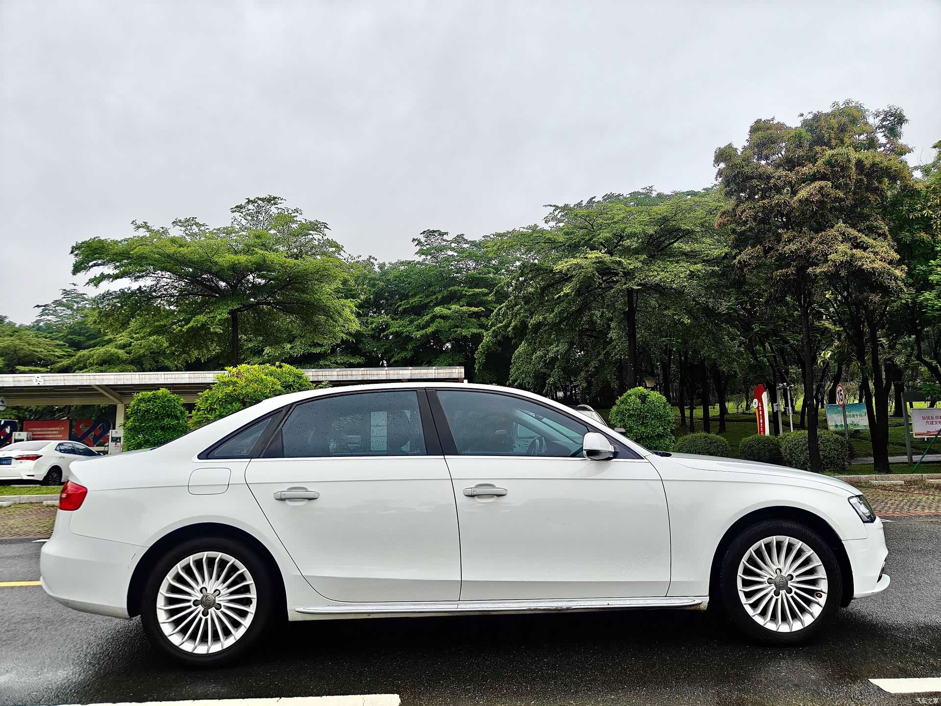 Audi A4L, 2016 8