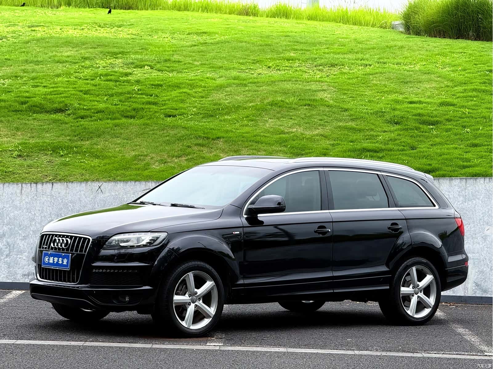 Audi Q7, 2015 1