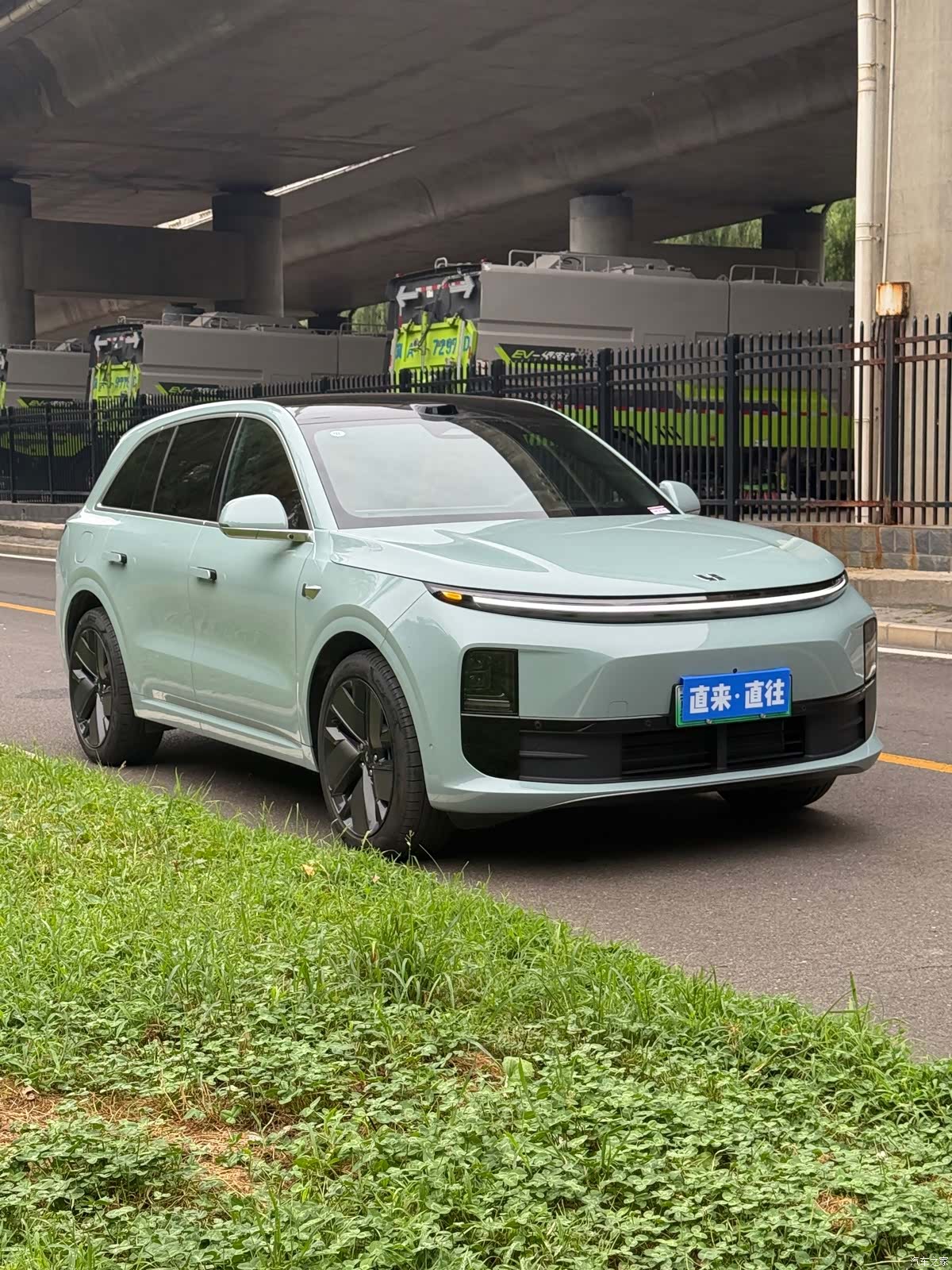 Li Auto L6, 2025 3