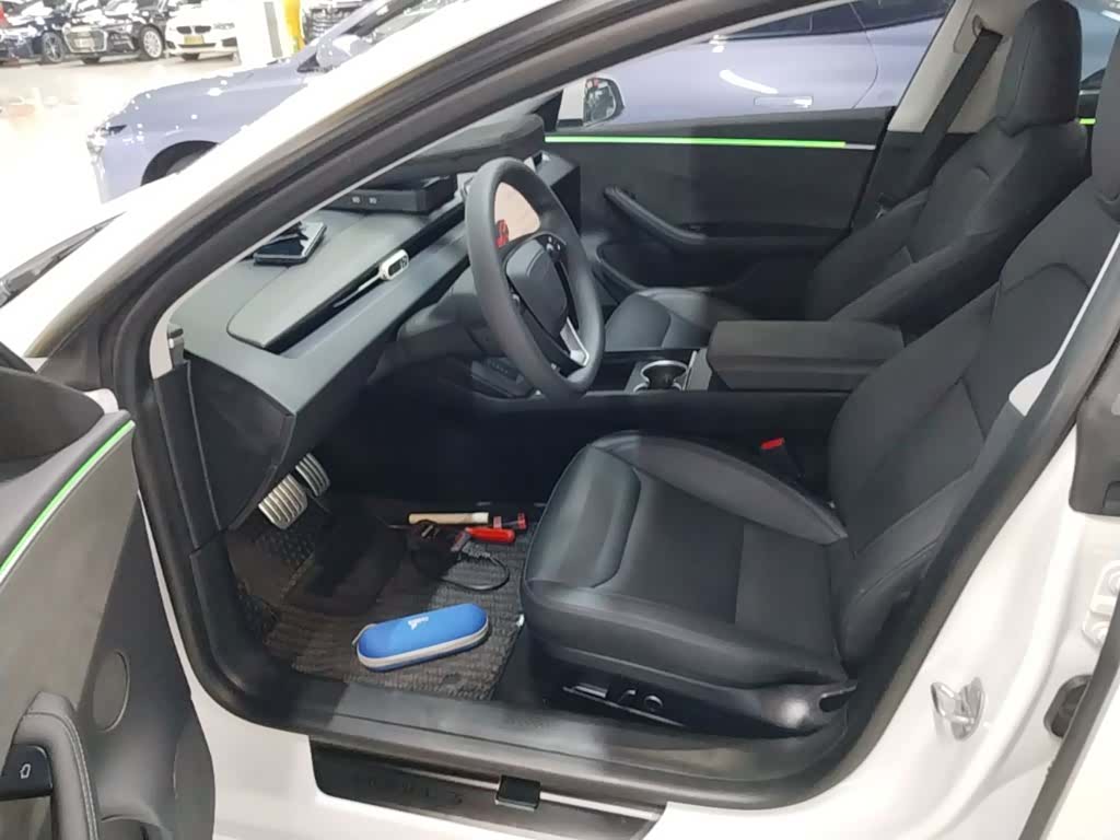 Tesla Model 3, 2024 15