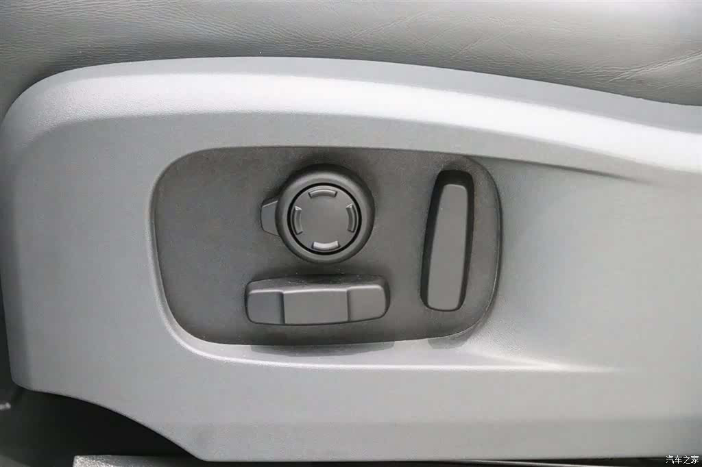 Land Rover Defender, 2021 13