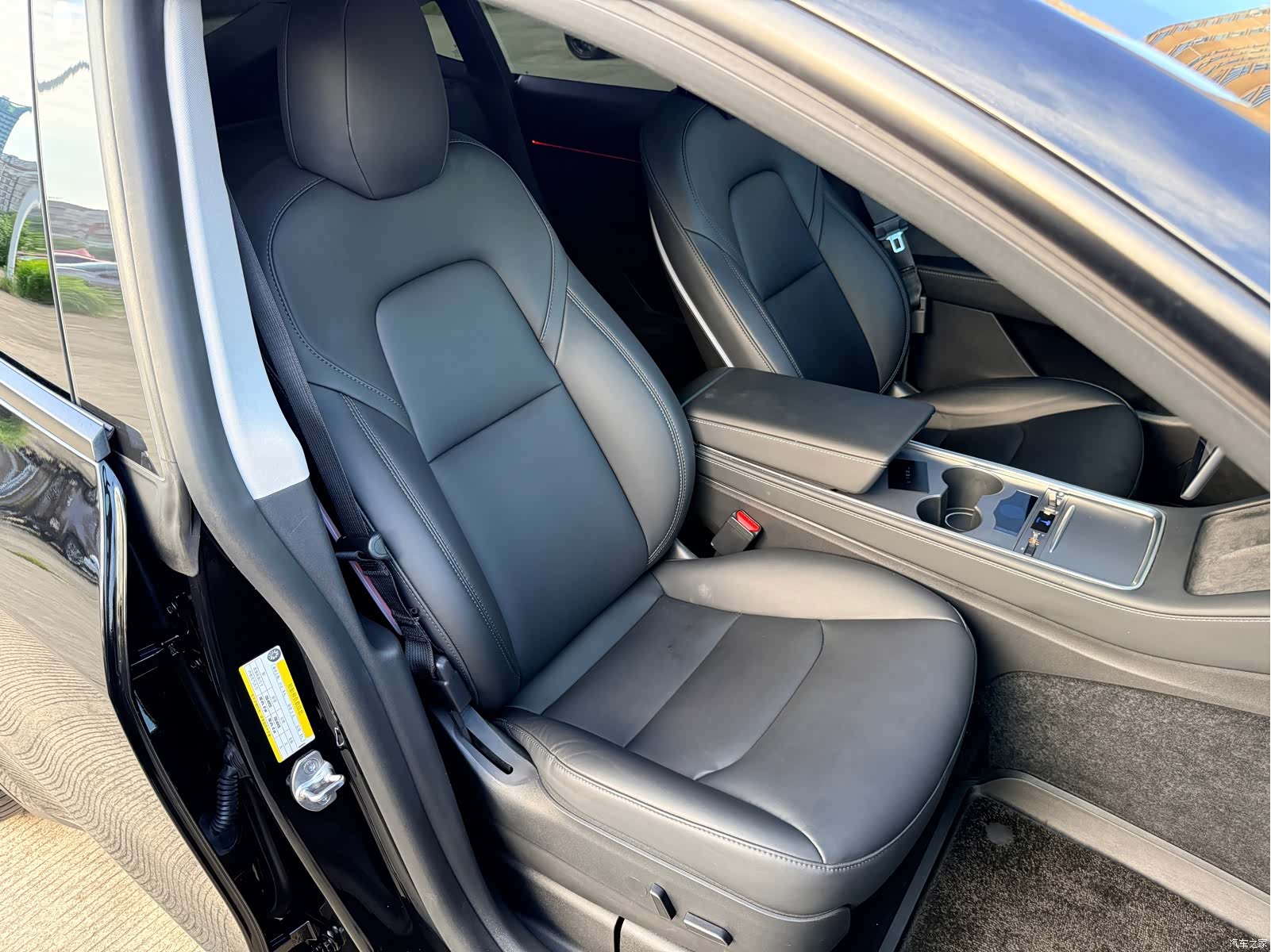 Tesla Model Y, 2021 16