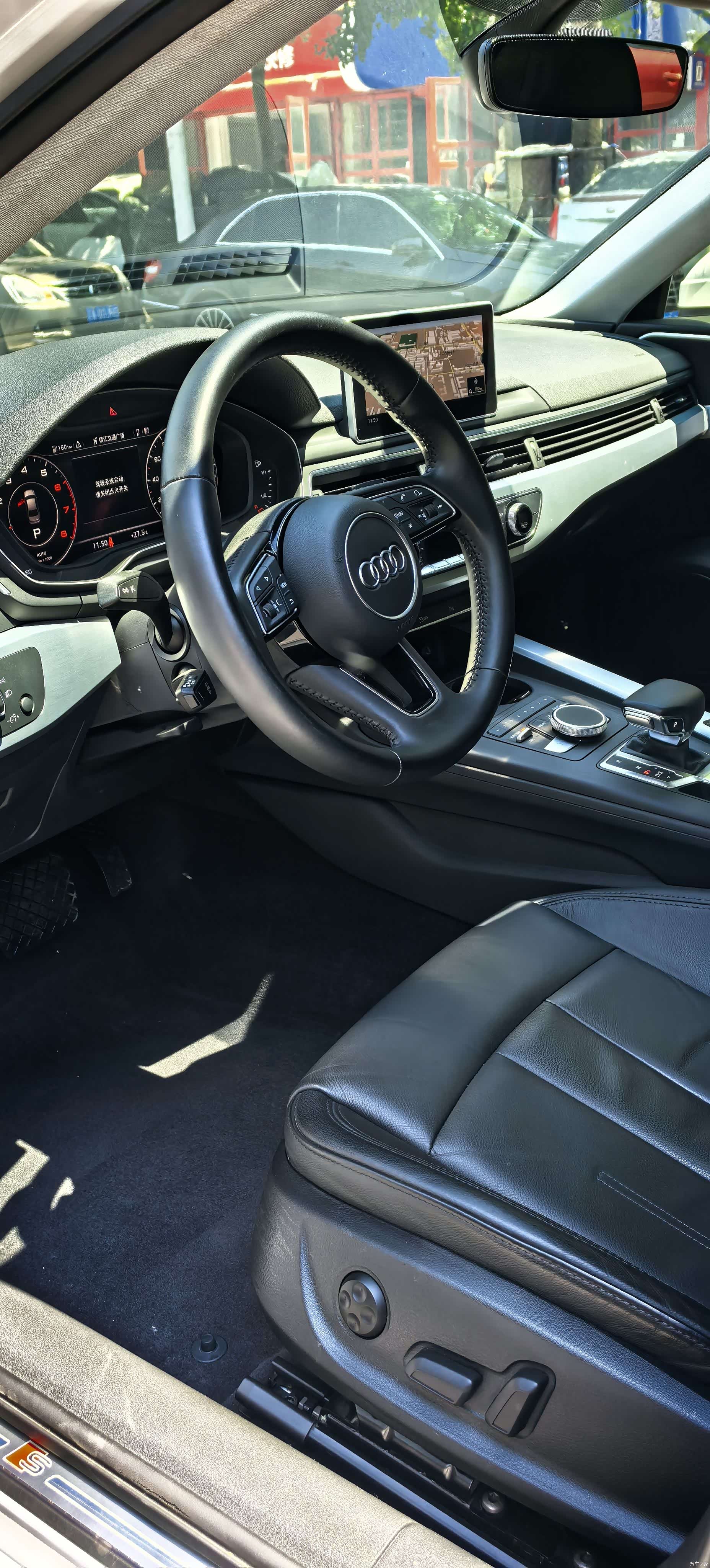 Audi A4L, 2018 4