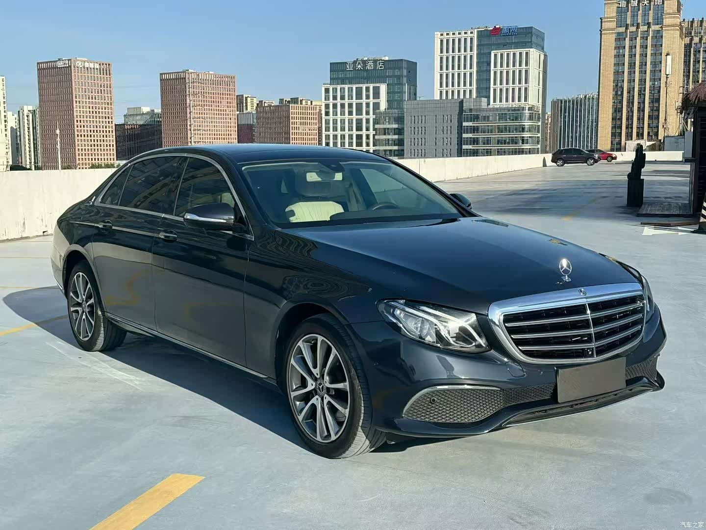 Mercedes-Benz E-Class, 2019 3
