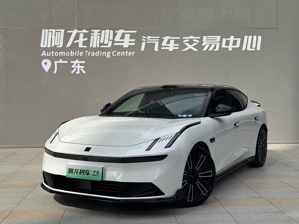 Lynk & Co 10