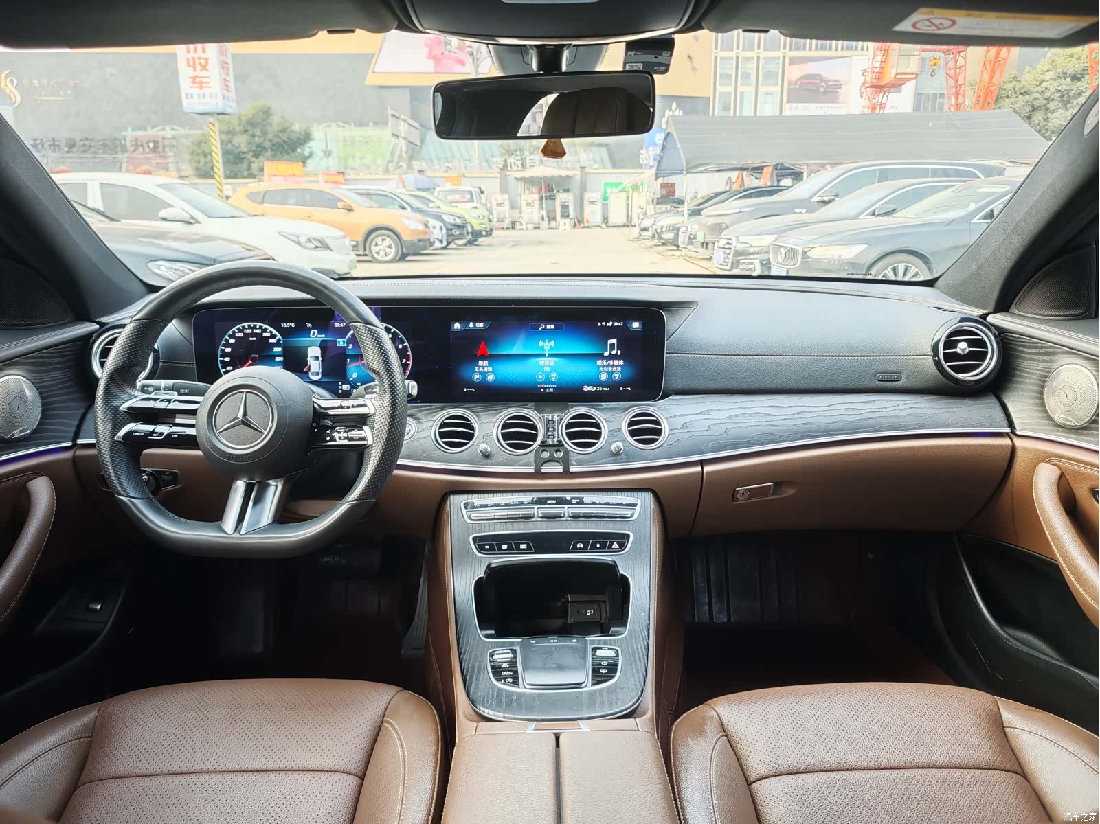 Mercedes-Benz E-Class, 2022 11