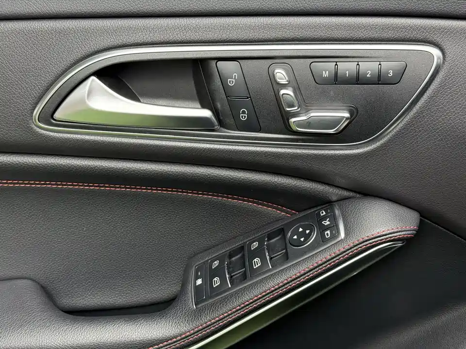 Mercedes-Benz CLA AMG