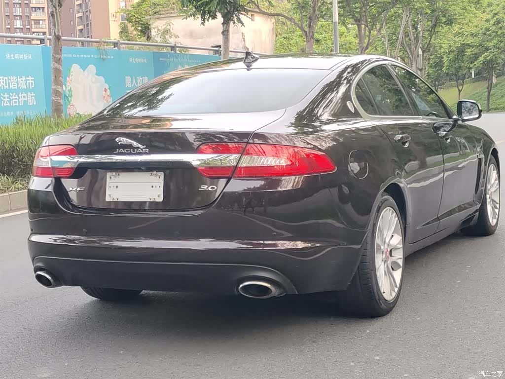Jaguar XF, 2015 12