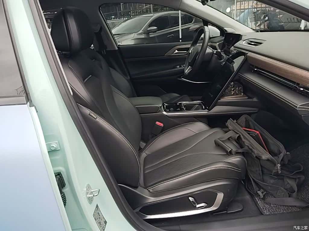 Xpeng P5, 2021 25