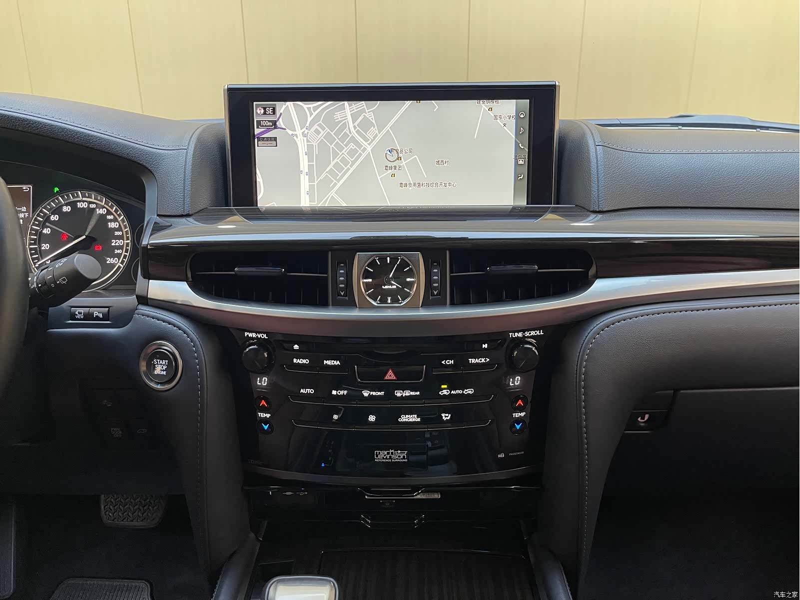 Lexus LX, 2020 14