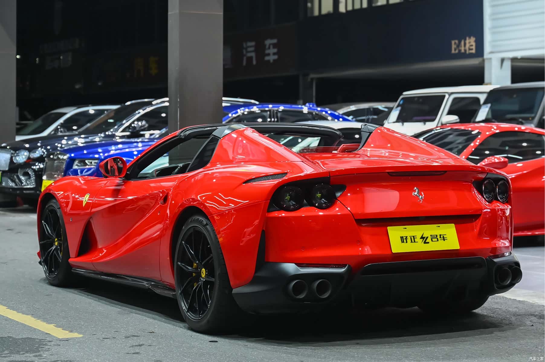 Ferrari 812, 2022 3