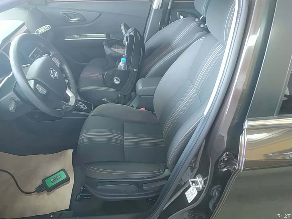 DongFeng AX3, 2016 11