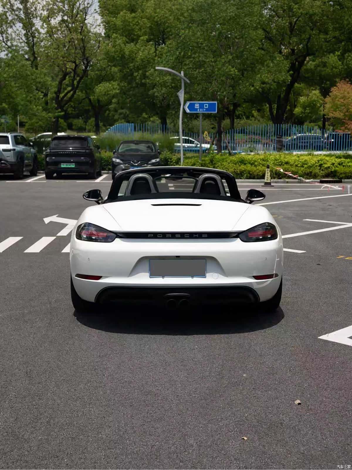 Porsche Boxster, 2020 все фото