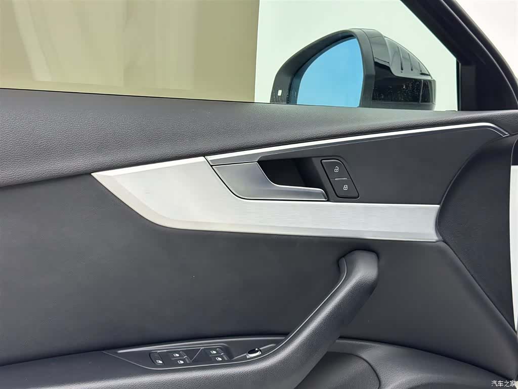 Audi A4L, 2019 14