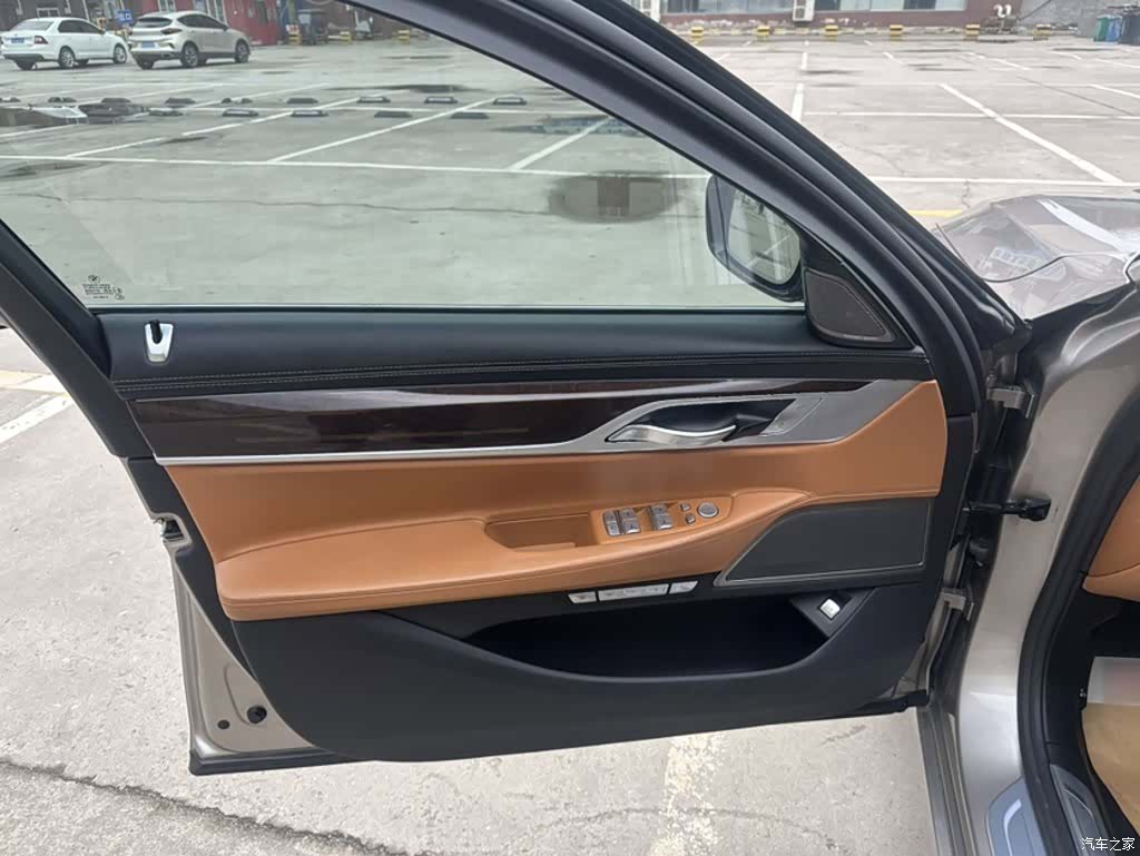 BMW 7 Series, 2017 4