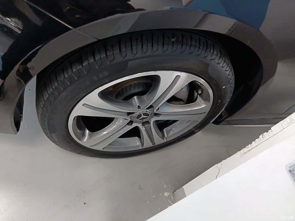 Mercedes-Benz E-Class, 2019 25