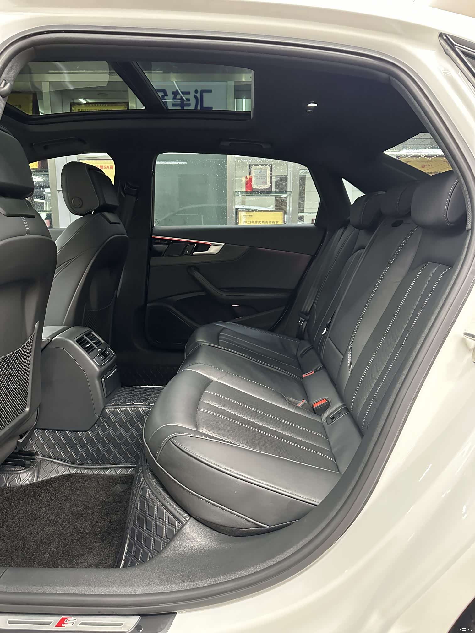 Audi A4L, 2023 9