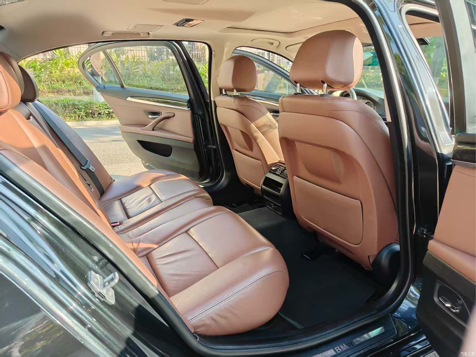 BMW 5 Series, 2016 13