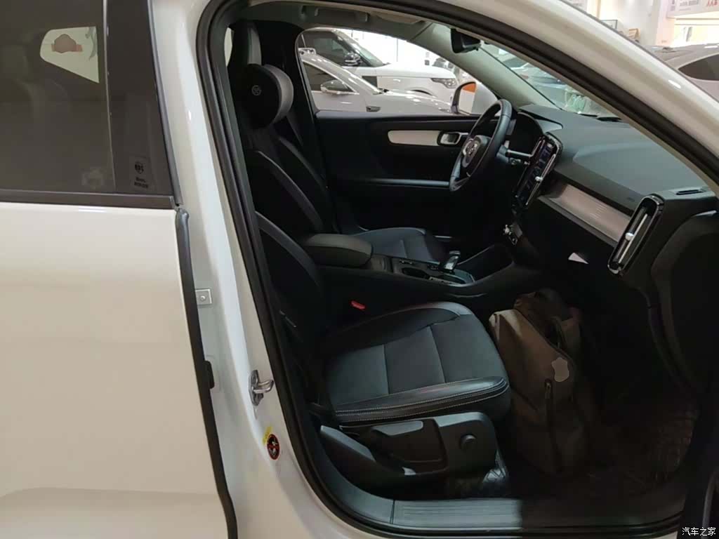 Volvo XC40, 2019 25