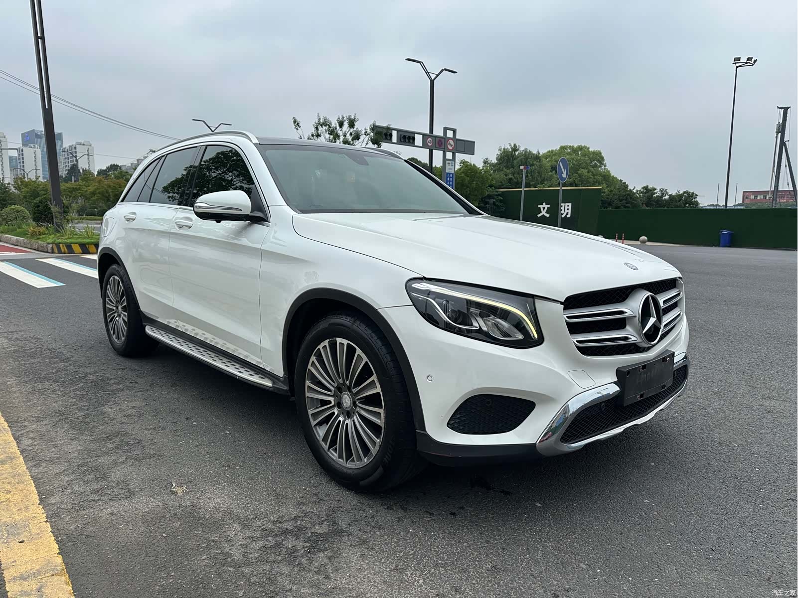 Mercedes-Benz GLC, 2016 3