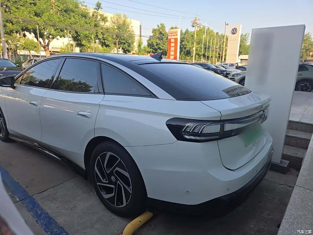 Volkswagen ID.7, 2025 все фото