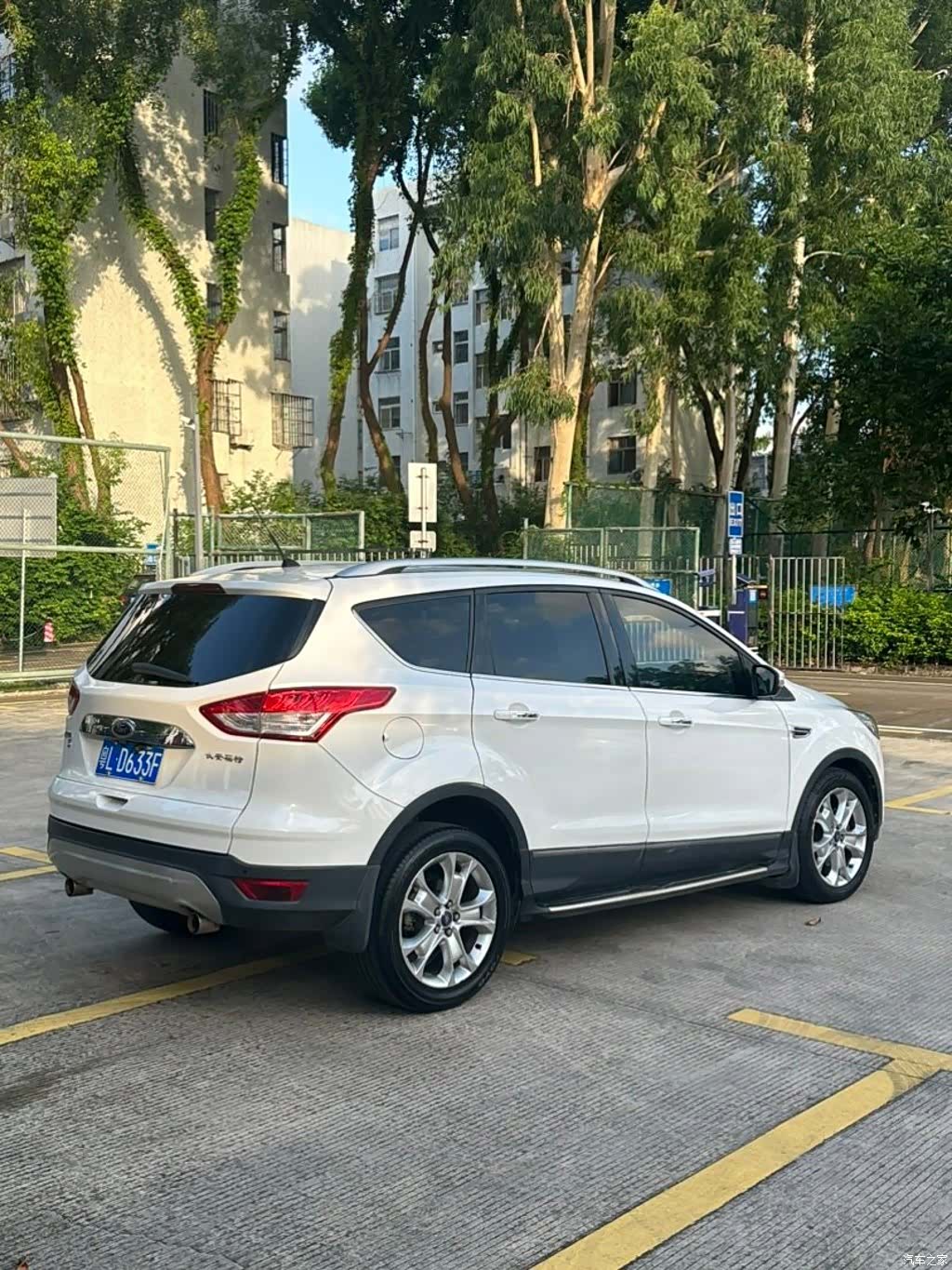 Ford Kuga, 2014 7