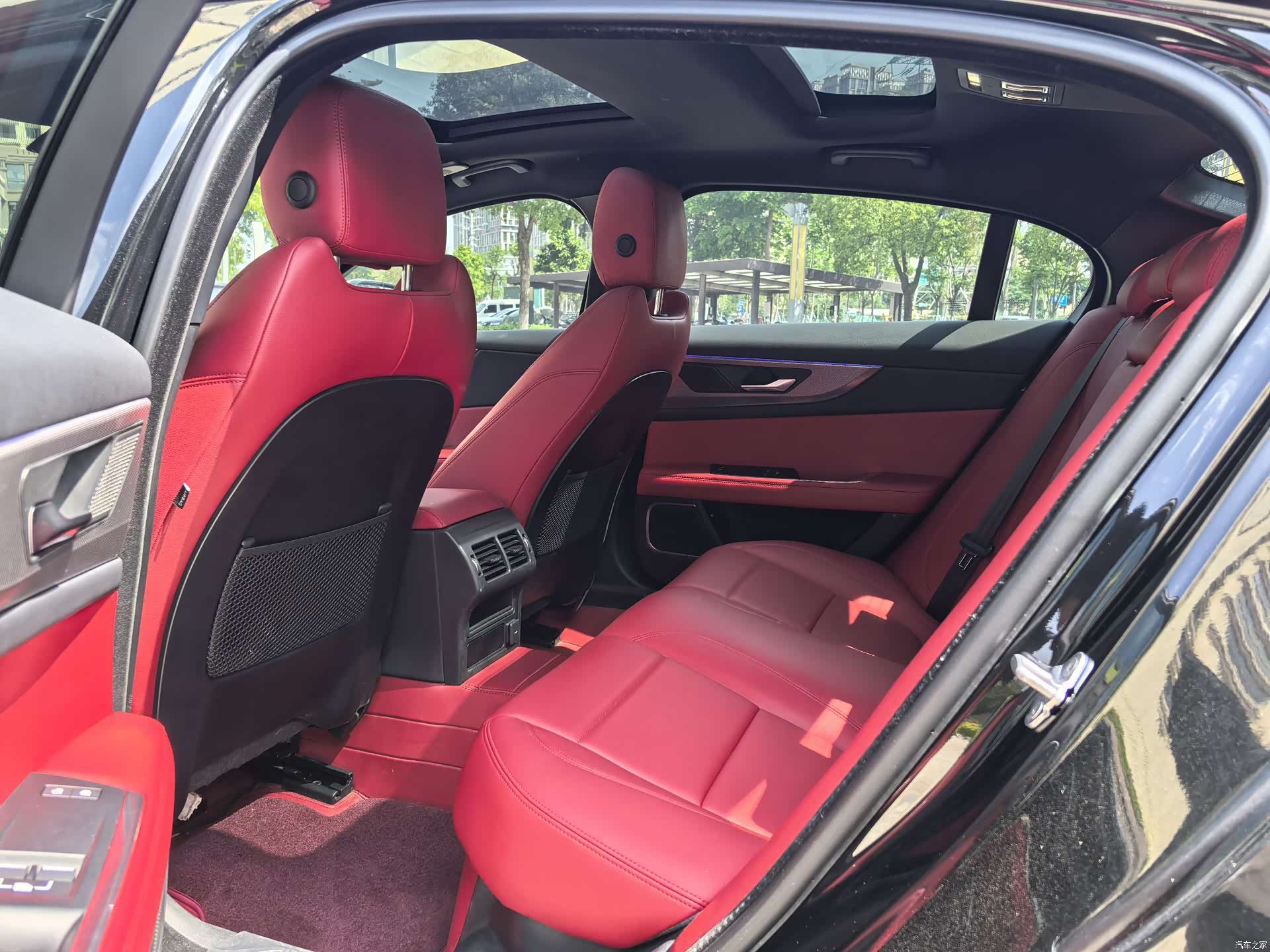 Land Rover XEL, 2023 все фото