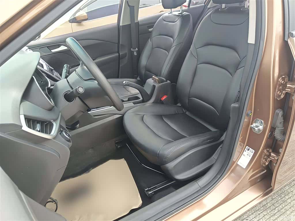 Chevrolet 320, 2018 14