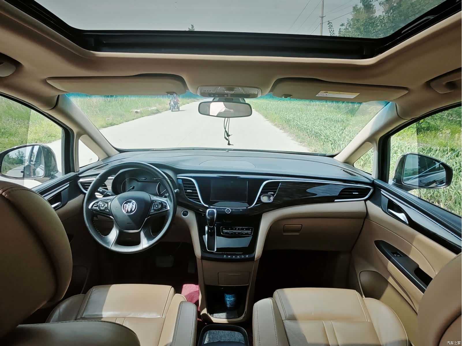 Buick GL8, 2019 4