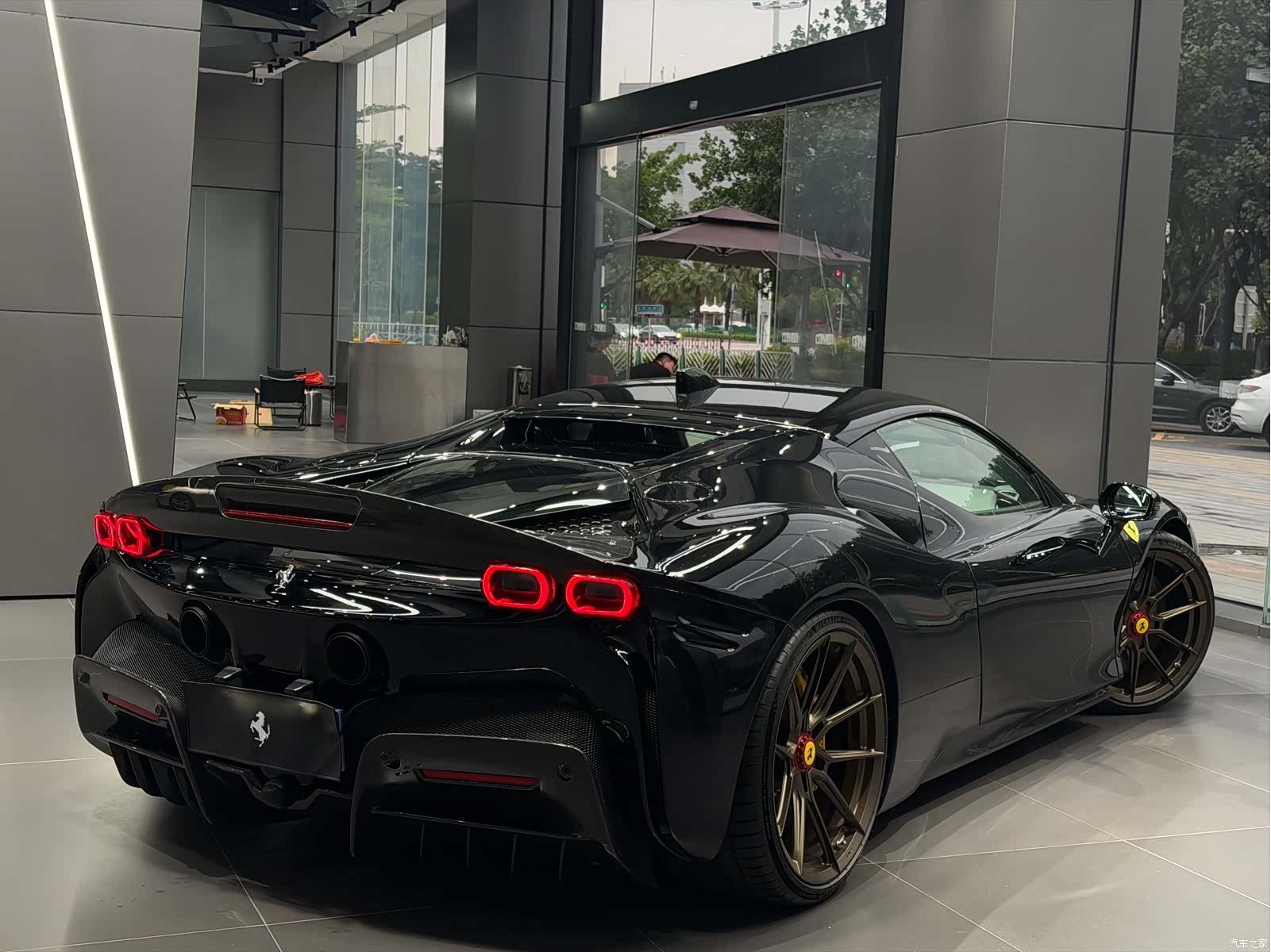 Ferrari SF90, 2024 3
