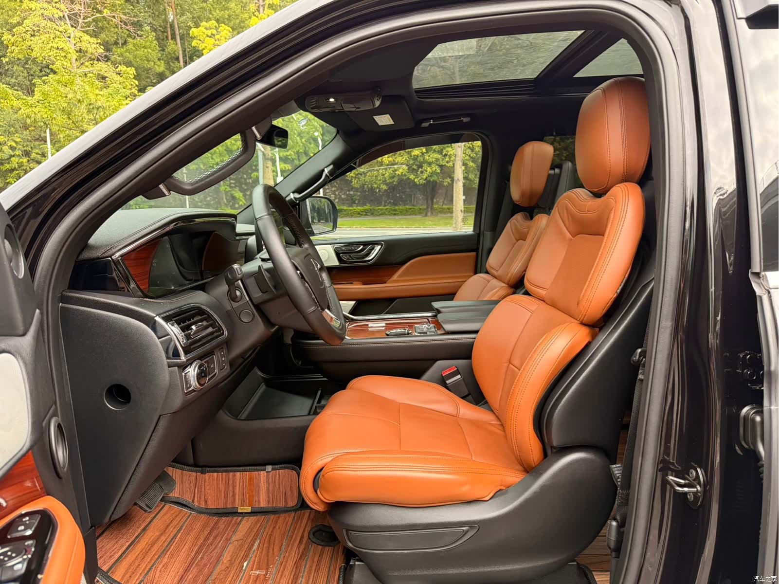 Lincoln Navigator, 2022 8