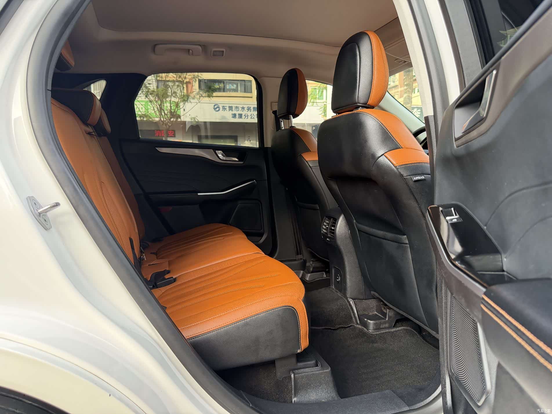 Ford Escape, 2022 12
