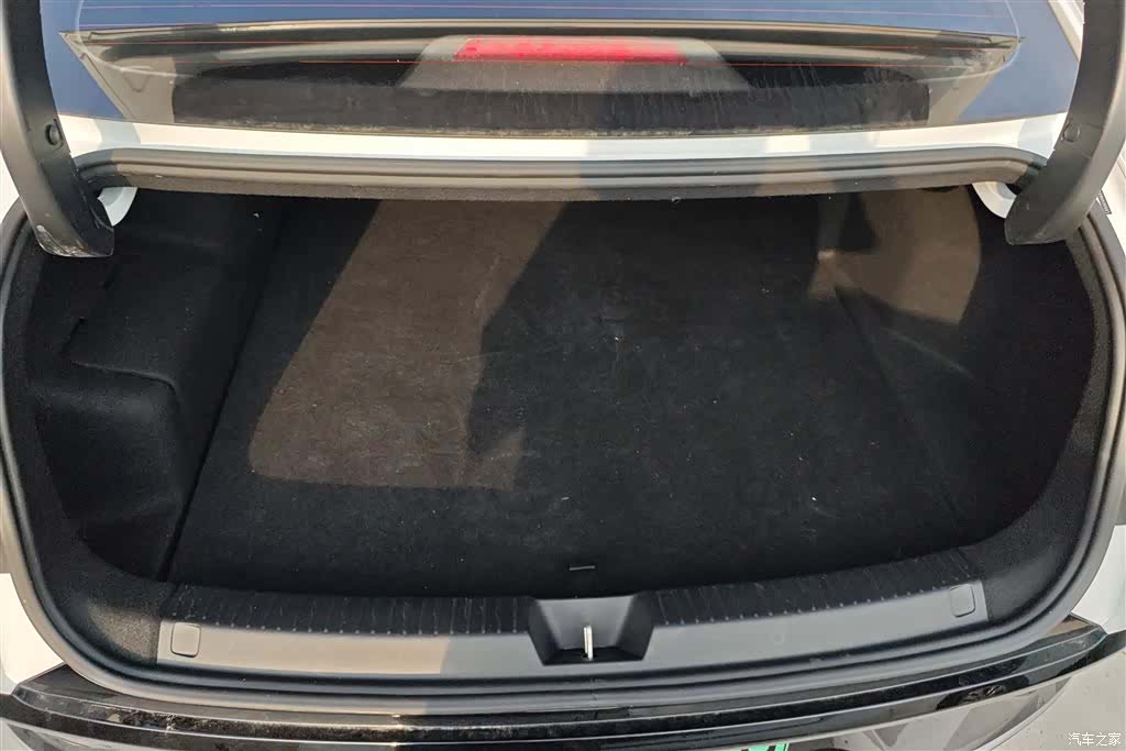 Wuling Starlight, 2024 4