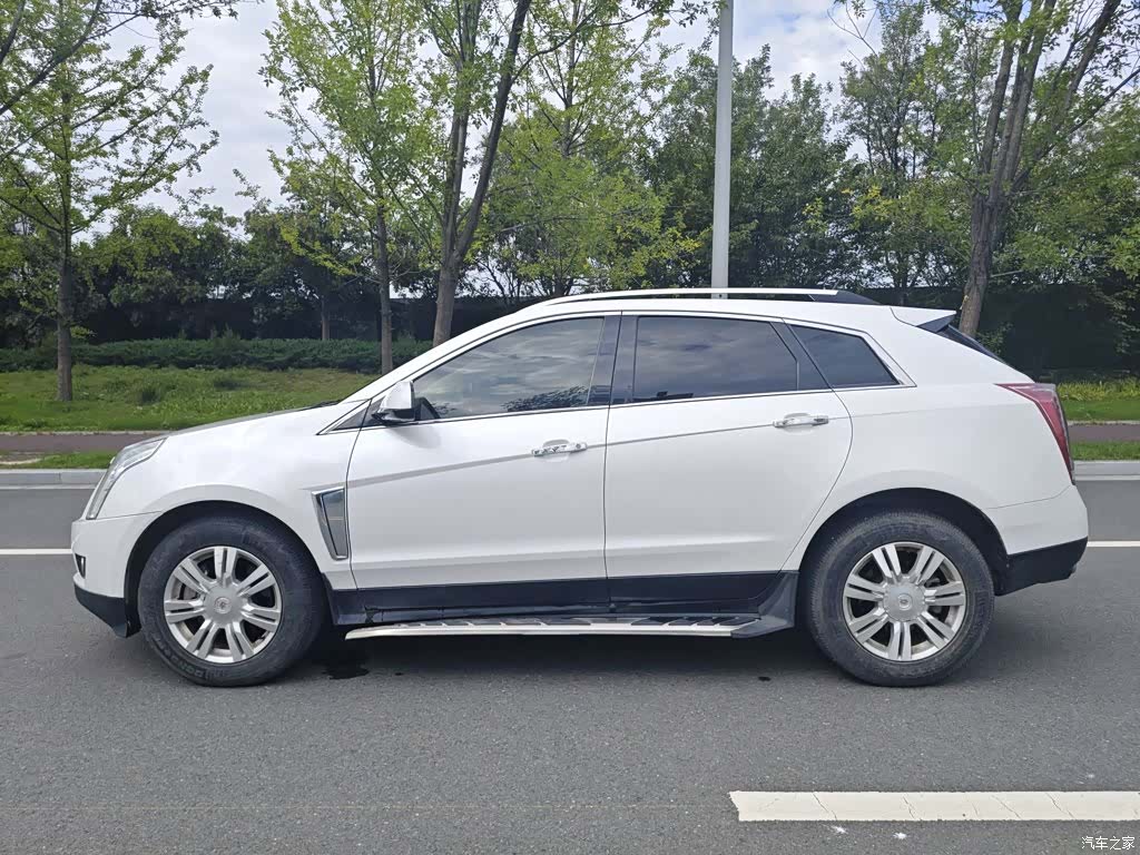 Cadillac SRX, 2015 7
