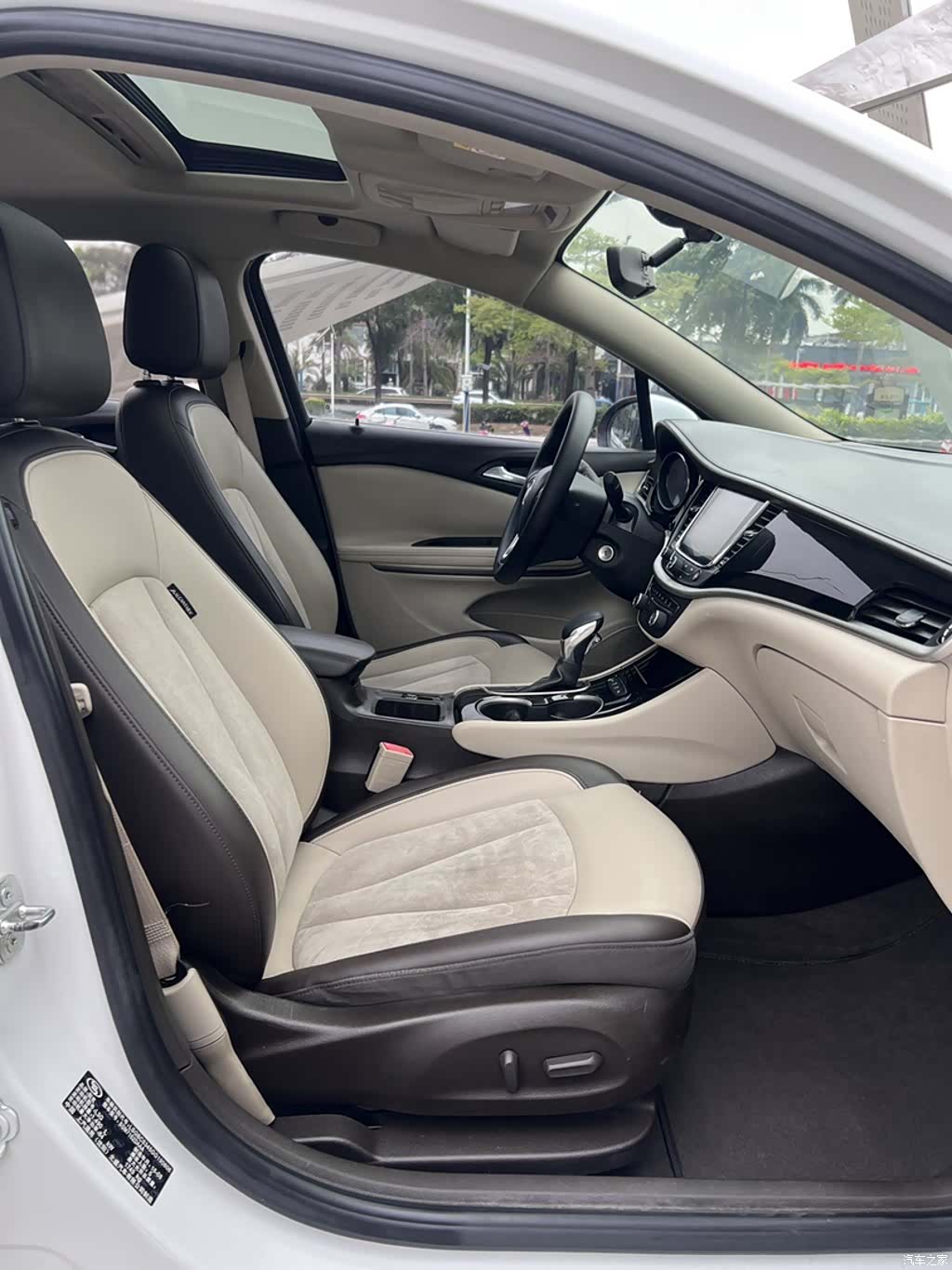 Buick Verano, 2016 24