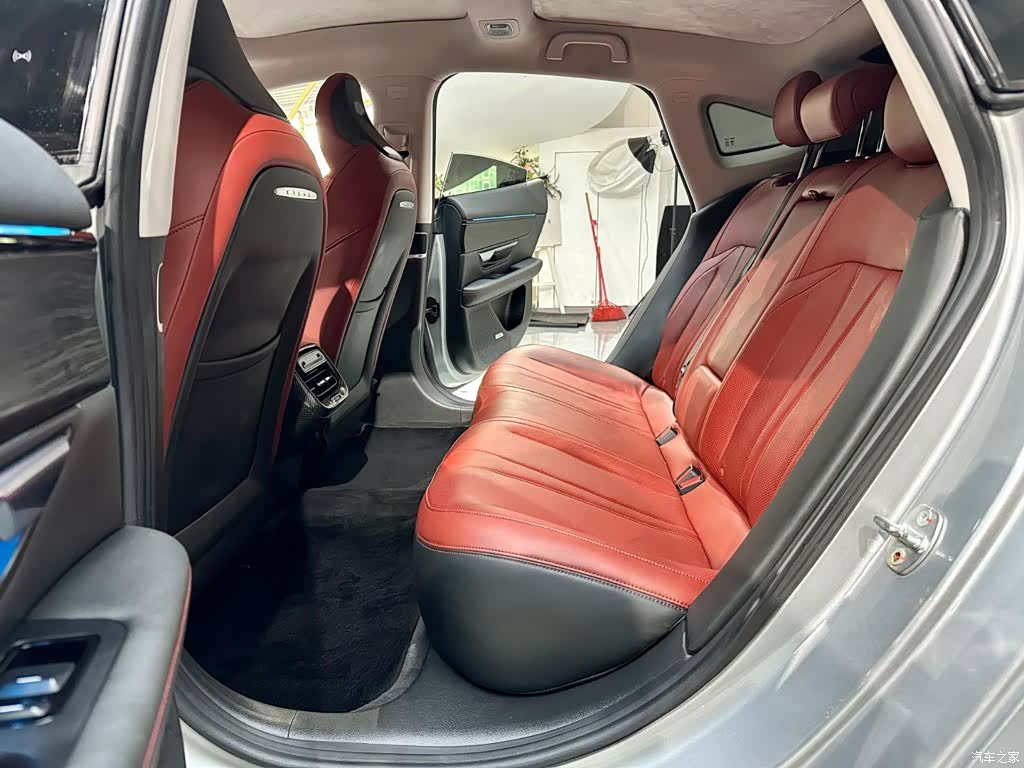 Xpeng P7, 2020 17