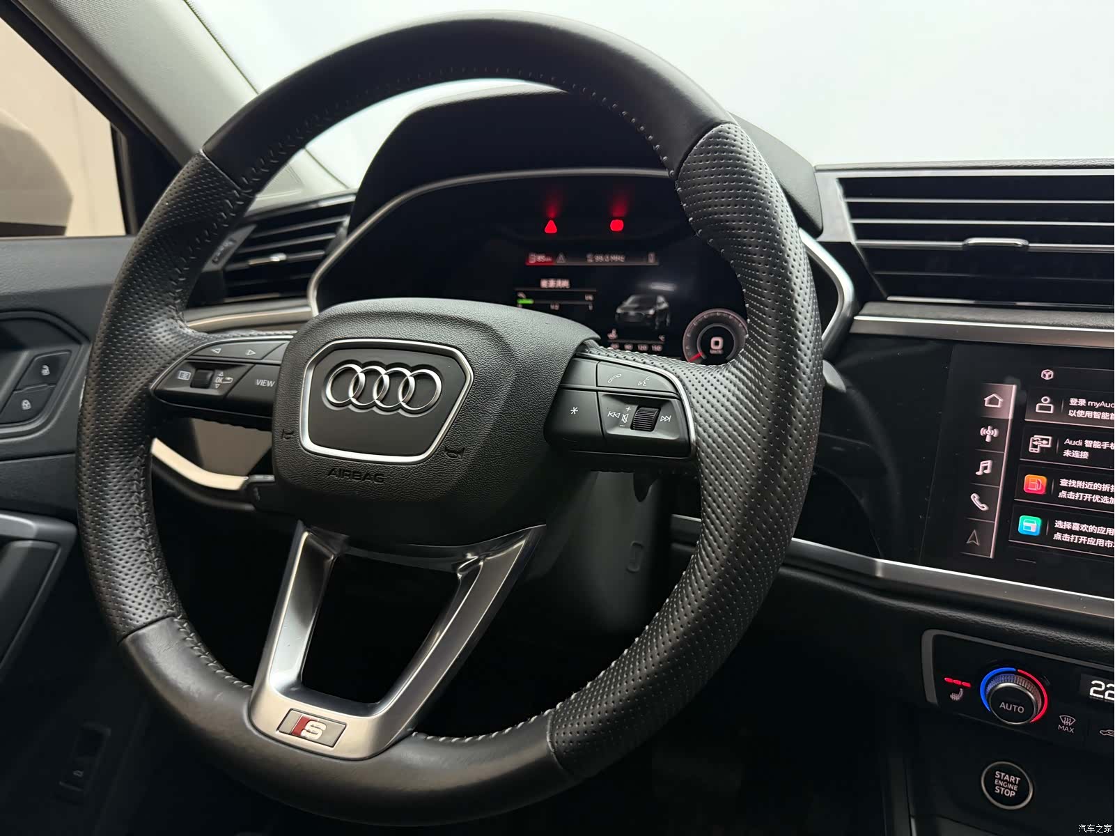 Audi Q3, 2021 12
