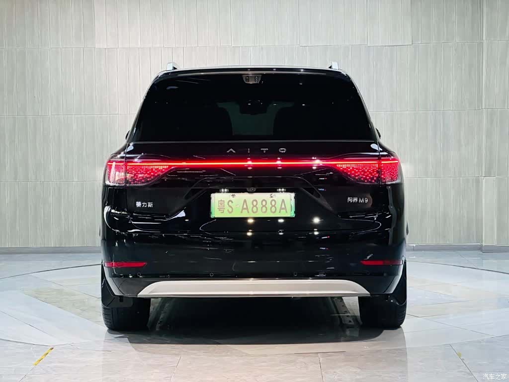AITO M9, 2025 6