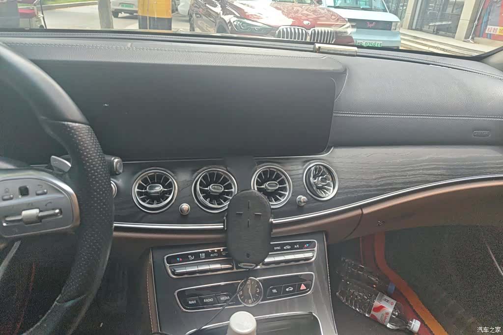 Mercedes-Benz E-Class, 2019 13