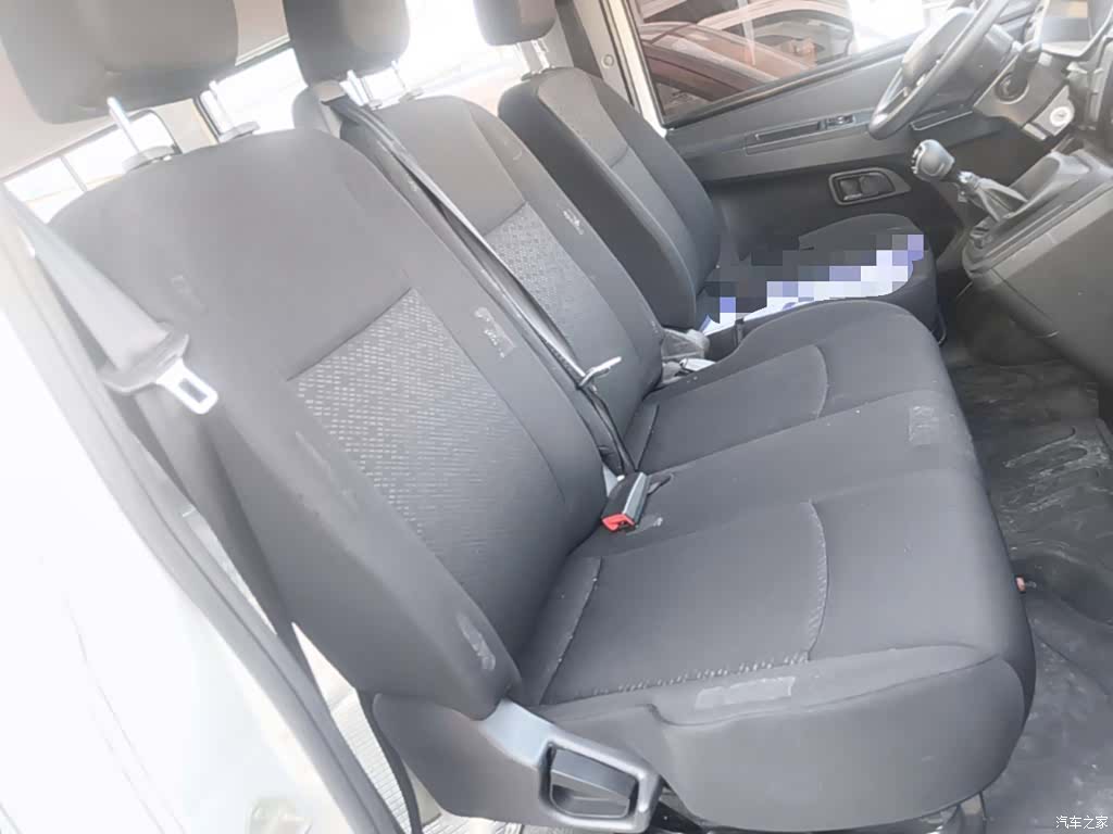Iveco V40, 2024 16